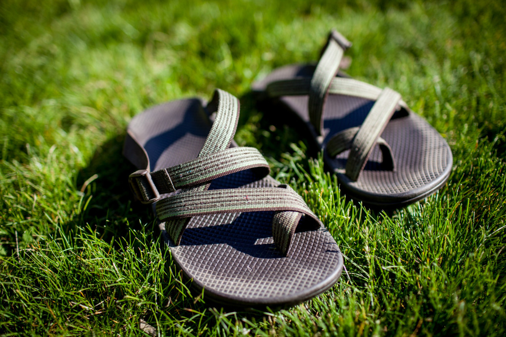 Review Chaco Hipthong Sandal